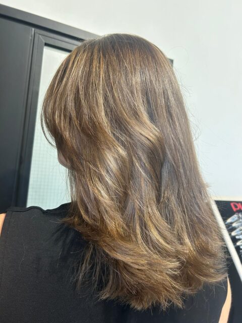 Autumn ready 🤎

Nu de herfst weer is begonnen worden we helemaal vrolijk van warme kleuren en bruine tinten. Kijk deze prachtige brunette kleur 😍

Ben jij al helemaal herfst-ready?

#keunecolor #keune #brunette #fallcolor #autumn #herfstkleuren #kapper #haarverven #thehairroom #ijsselstein #thehairroomijsselstein